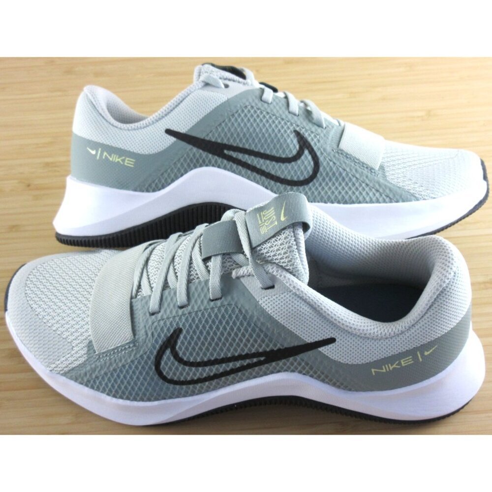 Nike Women's MC Trainer 2 Running Shoes Light Silver Black Green Sizes NIB - Picture 7 of 7